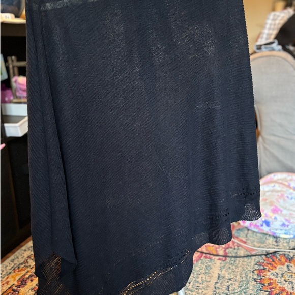 Artisan NY 100% Organic Linen Sheer Knit Poncho Shawl Black One Size - Picture 4 of 4
